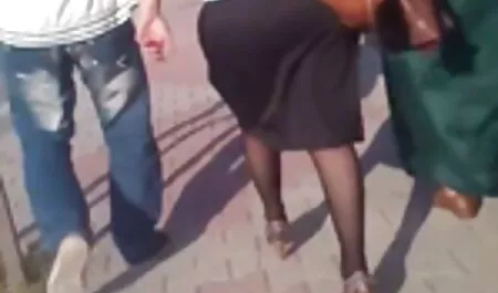Trío de lesbianas en el baño y vueltas, se dieron el videos eroticos x coño