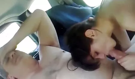Adulto, profesor, torciendo atractivo en la mesa videos para adultos eróticos
