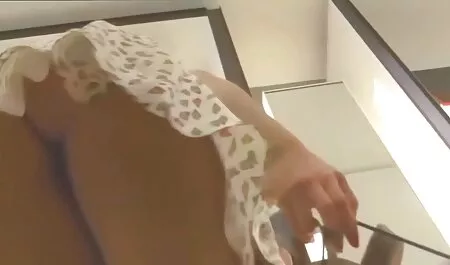 La vagina se curva joven videos de juguetes eroticos