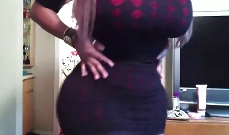 Corto follando videos eroticos rubias en la mesa de masaje