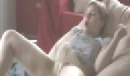 Que buscar vídeos eróticos te follas a la chica mientras el hombre no está en casa