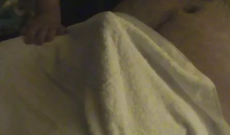 Chicas con grandes parachoques traer ver videos eroticos a otras mujeres a casa