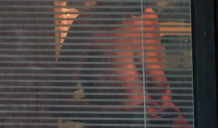 Rubia invitó a su novio videos eroticos en la cama a probar sexo